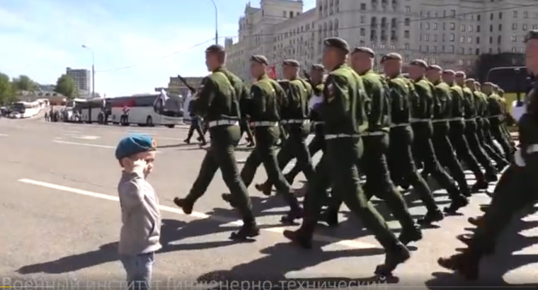Отбор кандидатов для комплектования первых курсов военных образовательных организаций.